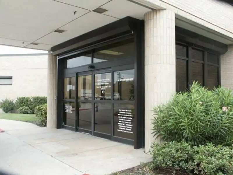 Efficient and durable roll-up shutters featuring aluminum foam filling.