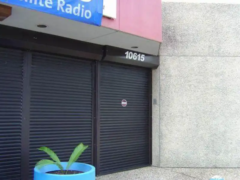 Upgrade to modern aesthetics and reliable protection with aluminum foam-filled roll-up shutters