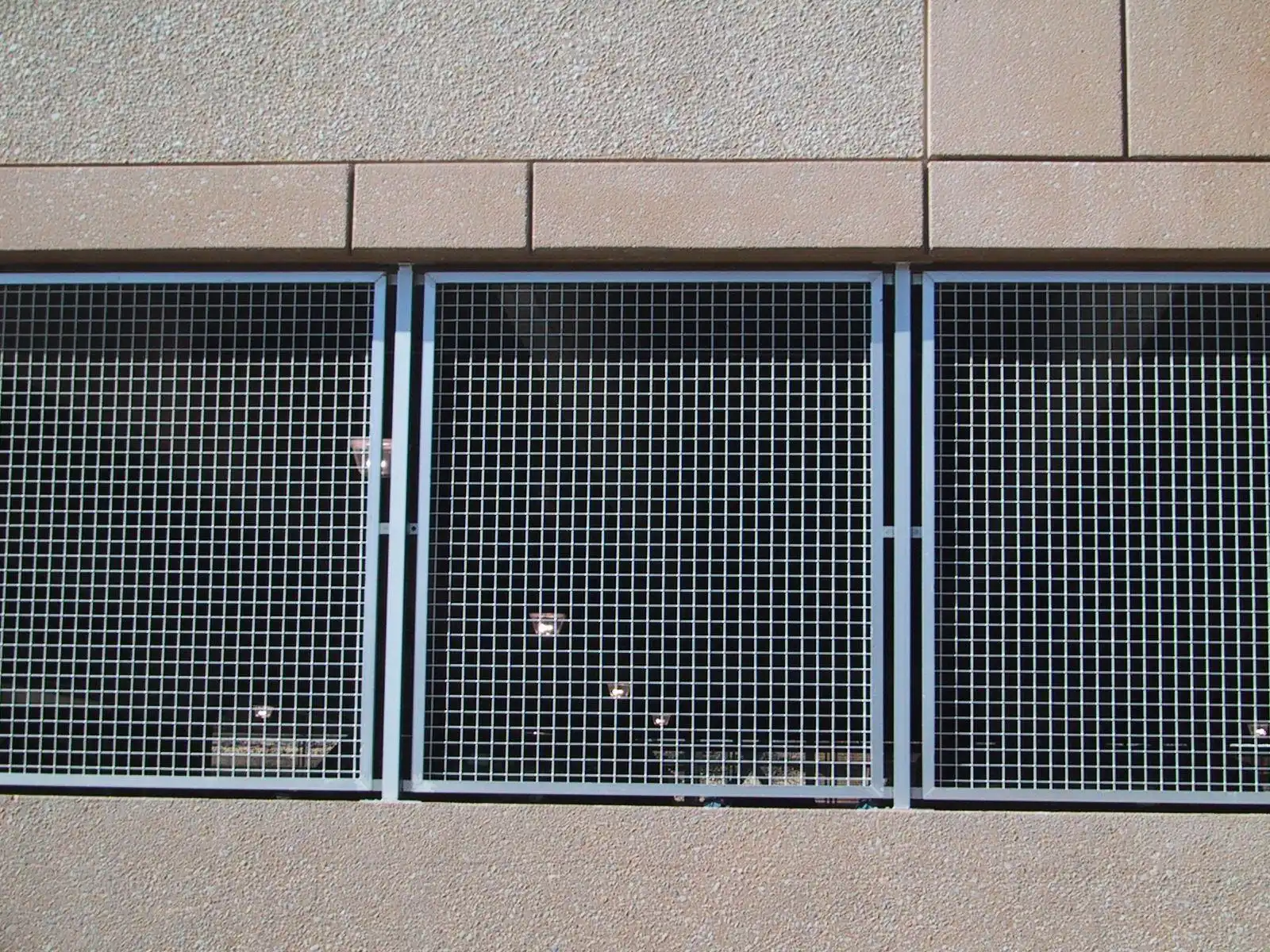 Effective Wire Mesh Window Protection